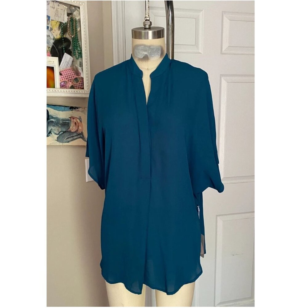 FOREVER 21 Teal Silky Slinky Slit collar Mock neck Blouse Tunic Shirt *SMALL*